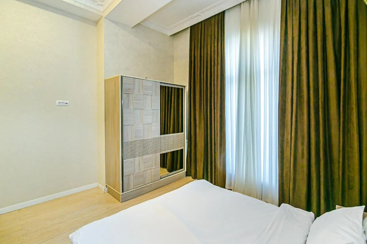 Vip Penthouse In Nizami Street Aparthotel Baku