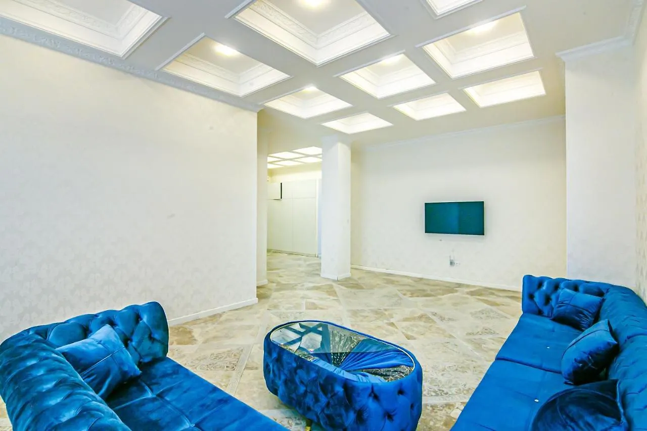 Vip Penthouse In Nizami Street Aparthotel Baku